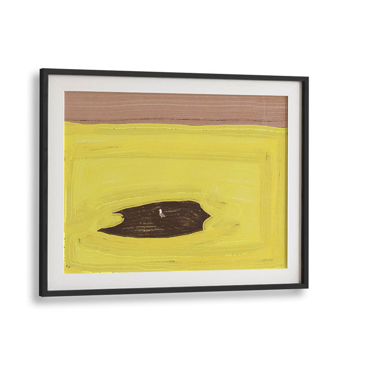 SEAGULL IN MUD
