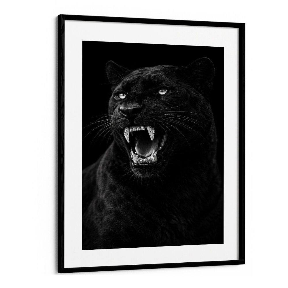 HYPER-REALISTIC LEOPARD