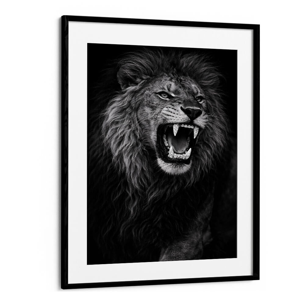 ROARING LION