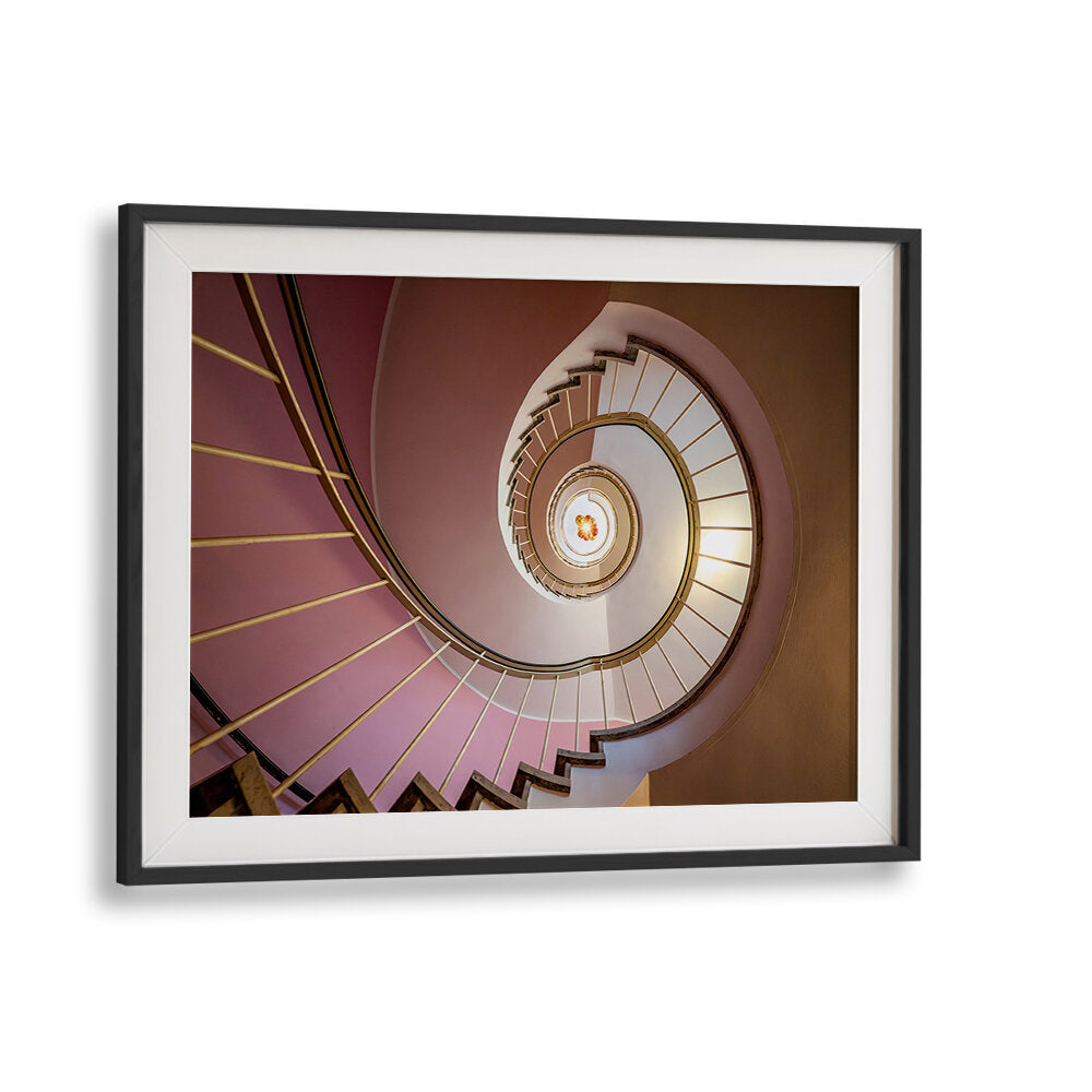 STAIRCASE GL