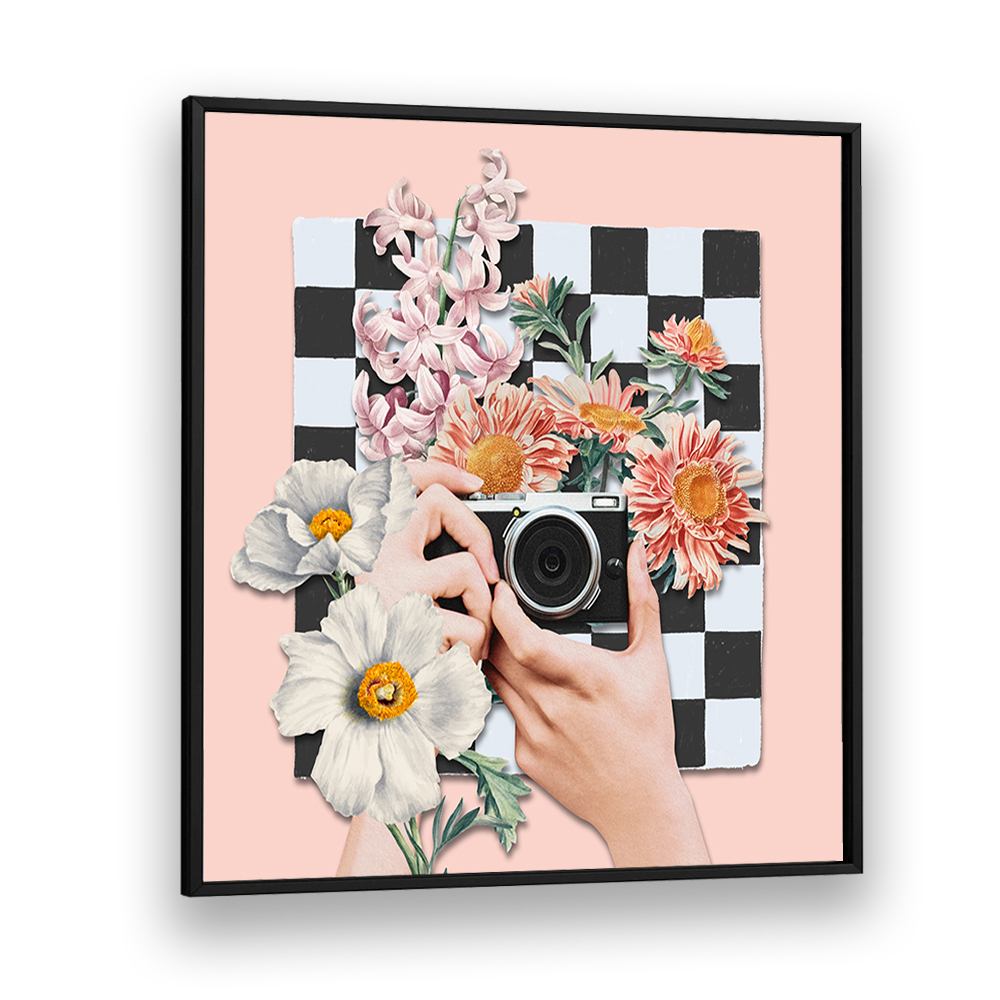 VINTAGE CAMERA FLORAL DREAMS