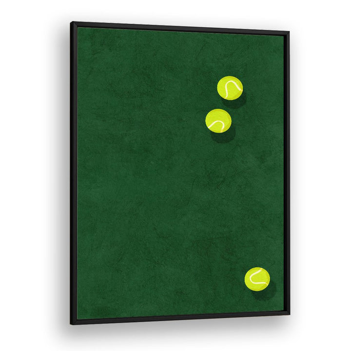 GREEN COURT TENNIS BALLS