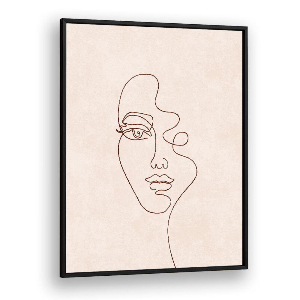CONTOURED ELEGANCE