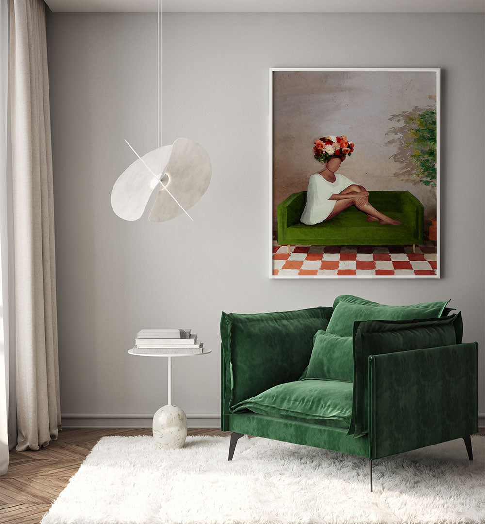 CROWN , PORTRAITS & FIGURATIVE ILLUSTRATIONS