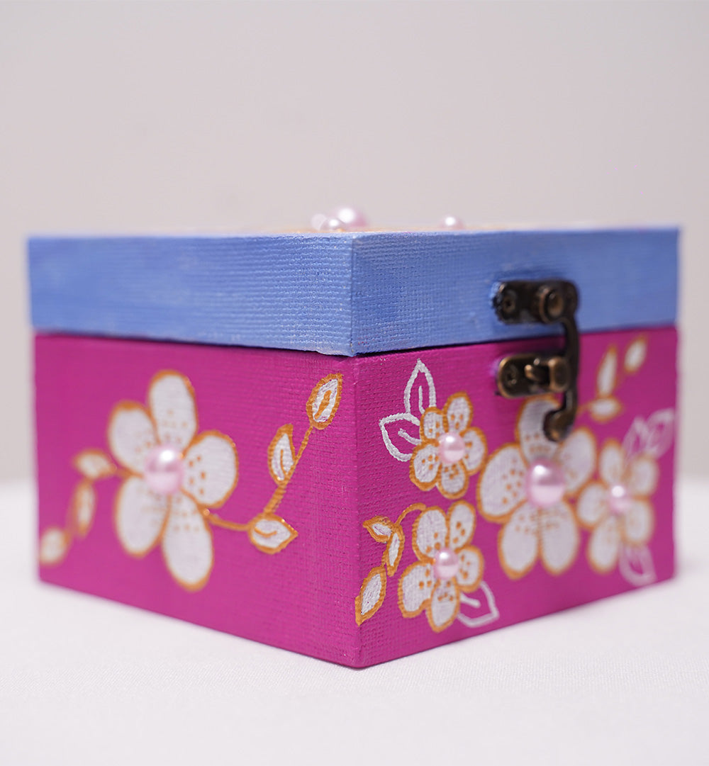 BLUSH PEARL BLOOM MINI BOX