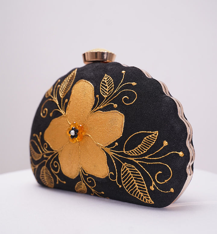 GOLDEN BLOOM SIGNATURE CLUTCH