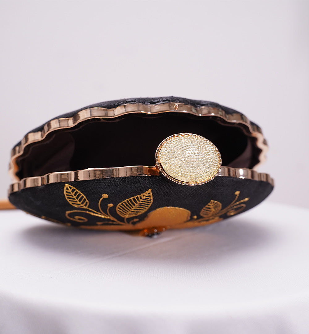 GOLDEN BLOOM SIGNATURE CLUTCH