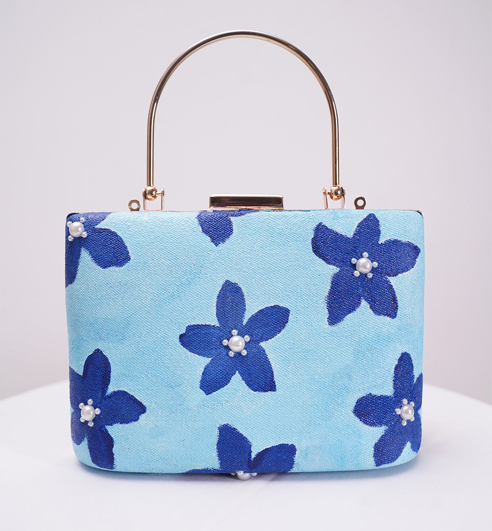 MIDNIGHT PEARL BLOOM CLUTCH