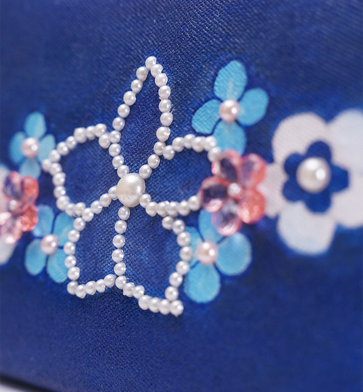 MIDNIGHT PEARL BLOOM CLUTCH