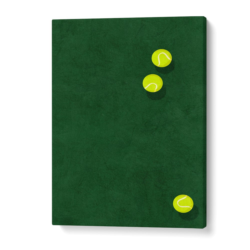 GREEN COURT TENNIS BALLS