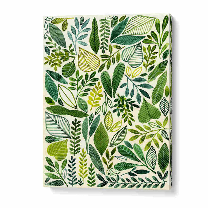 GREEN LEAVES IN VARIOUS SHAPES