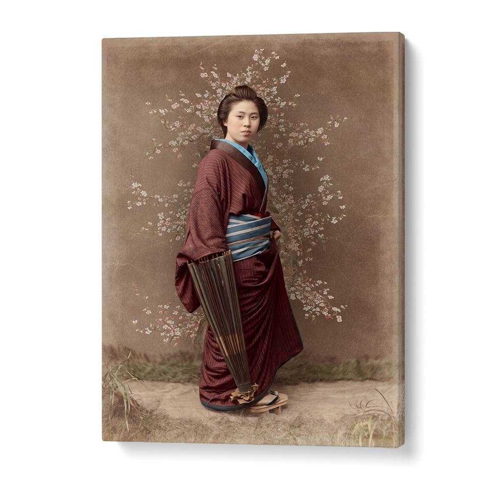 KIMONO WOMAN CHERRY BLOSSOMS