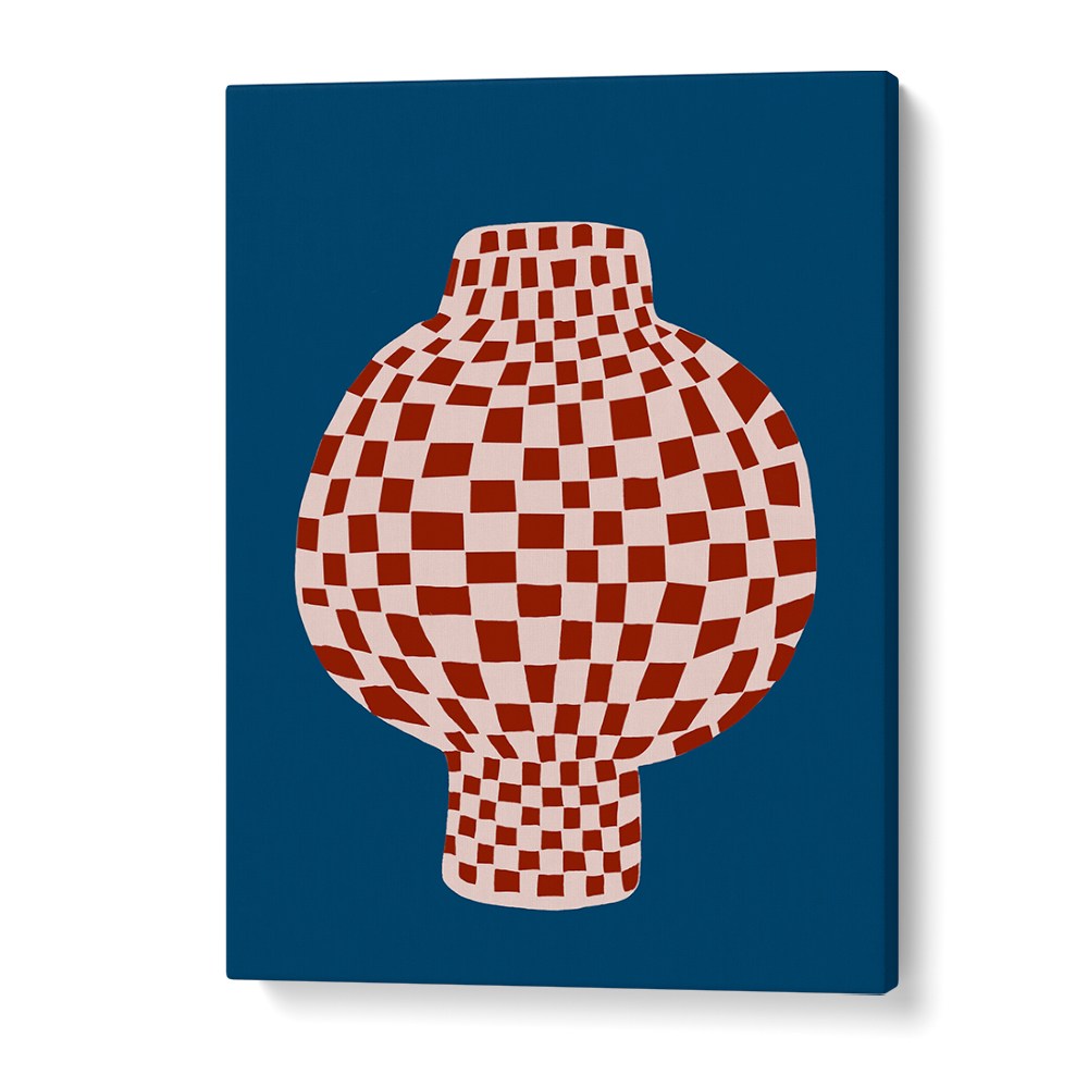 OPTICAL CHECKERED VASE