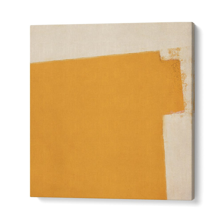 WARM OCHRE COLOR FIELD