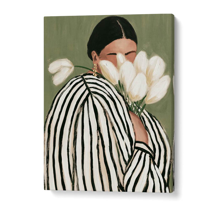 STRIPED WOMAN WITH TULIPS