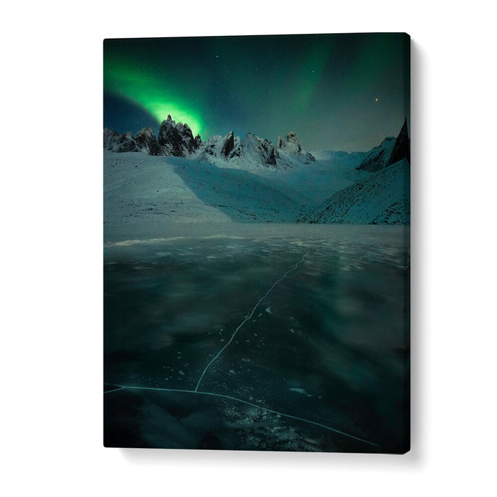 AURORA OVER MOUNT MONOLITH BY YAN ZHANG , LANDSCAPE PHOTO PRINTS