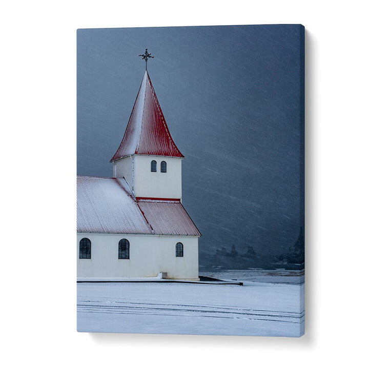 SNOW STORM IN VIK , LANDSCAPE PHOTO PRINTS , LANDSCAPE PHOTOGRAPHY