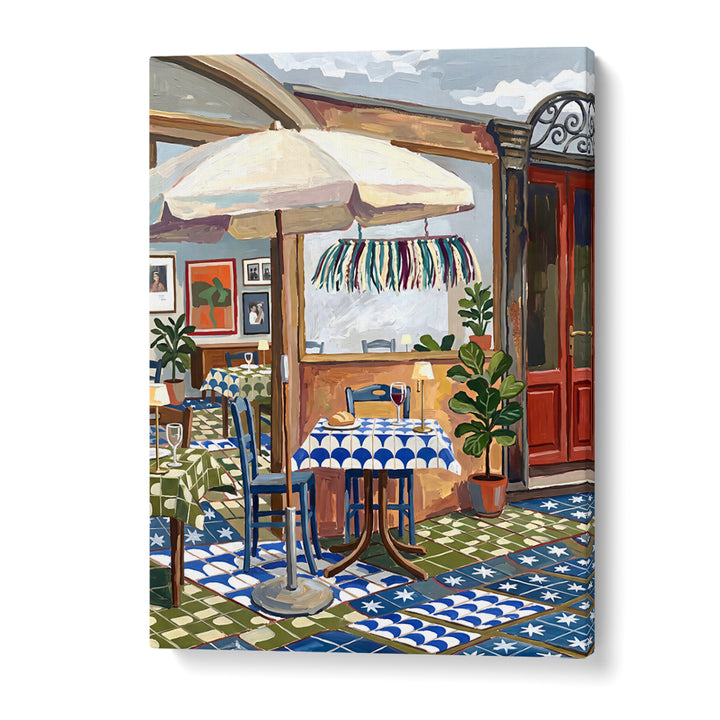 CHARMING CAFE PATIO
