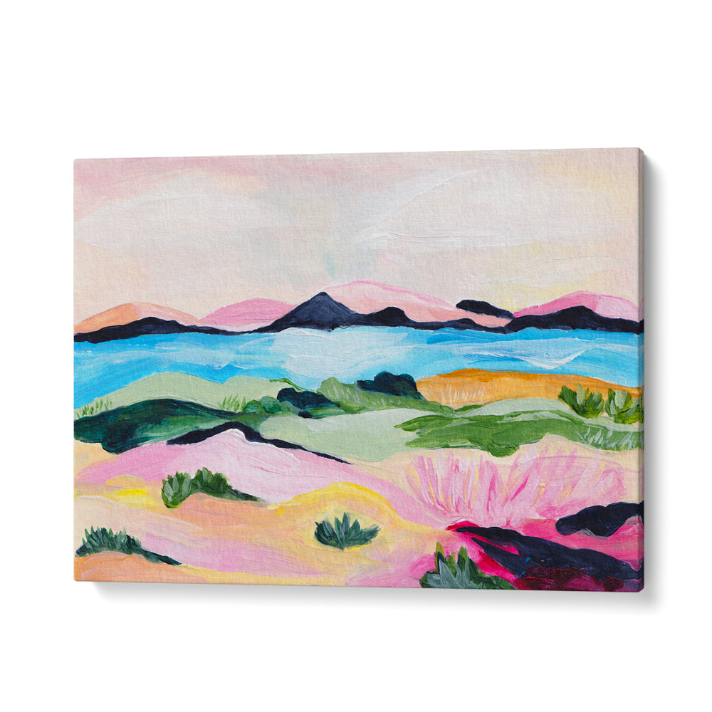 COLORFUL MOUNTAIN LAKE