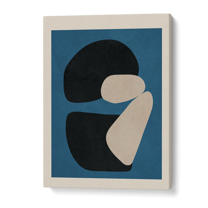 CONTRASTING SHAPES