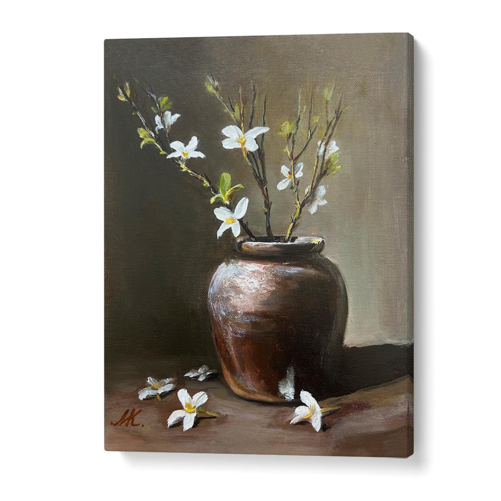 RUSTIC VASE WHITE FLOWERS