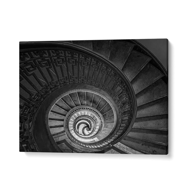 SPIRAL LADDER