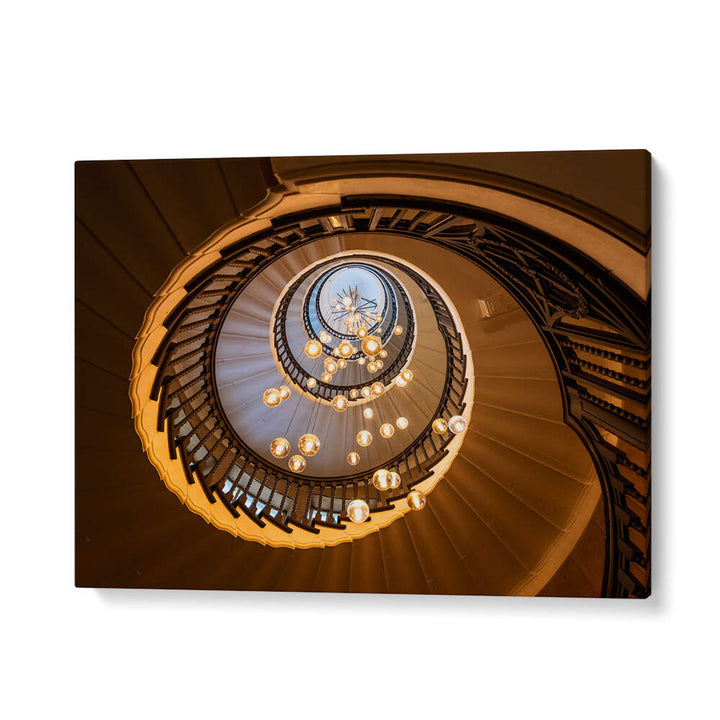 SPIRAL STAIRCASE IV