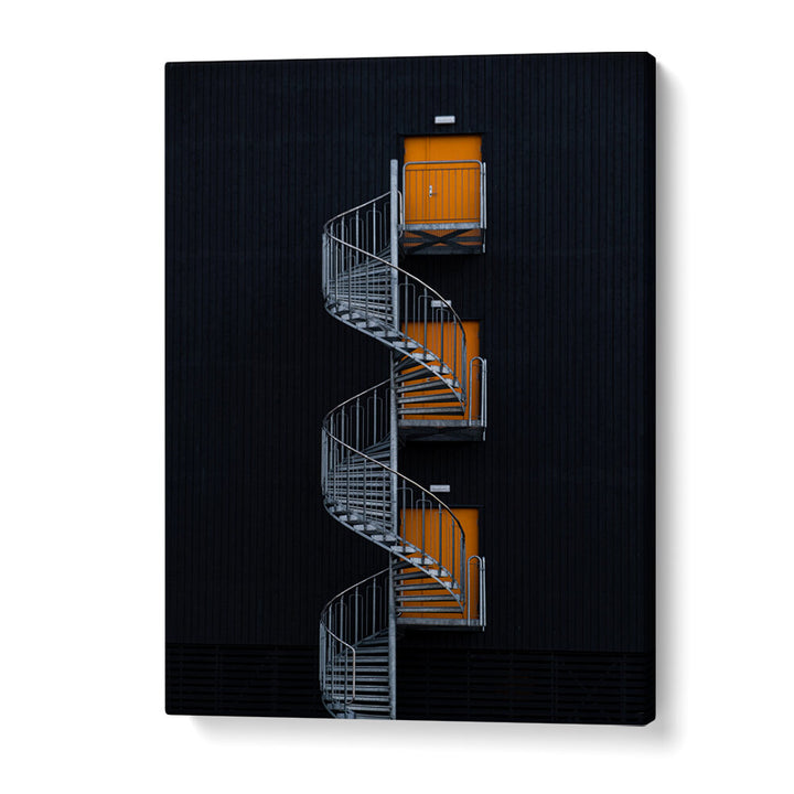 SPIRAL STAIRCASE XB