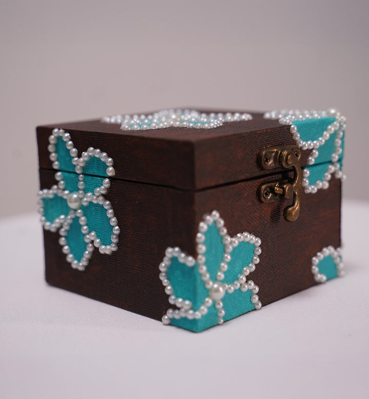MINI SIGNATURE PEARL BLOOM BOX