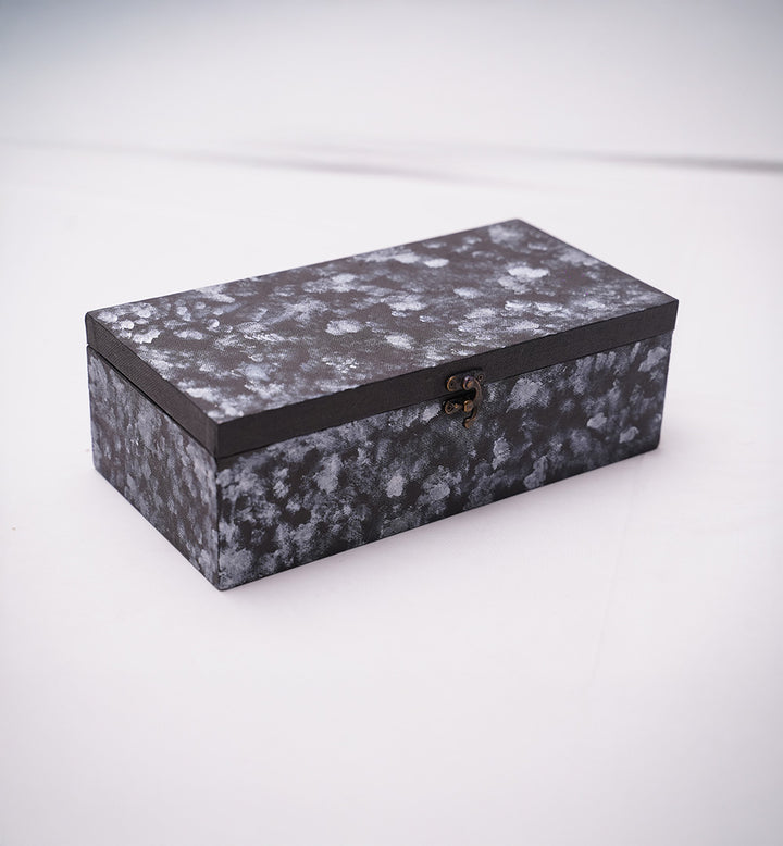 MONOCHROME MIST KEEPSAKE BOX