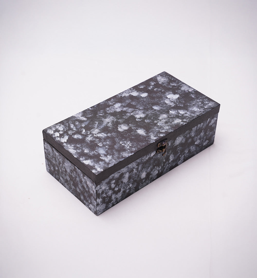 MONOCHROME MIST KEEPSAKE BOX