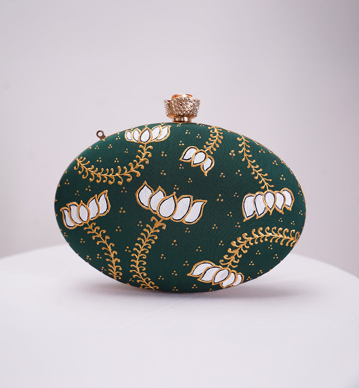 SARASWATHI HERITAGE CLUTCH