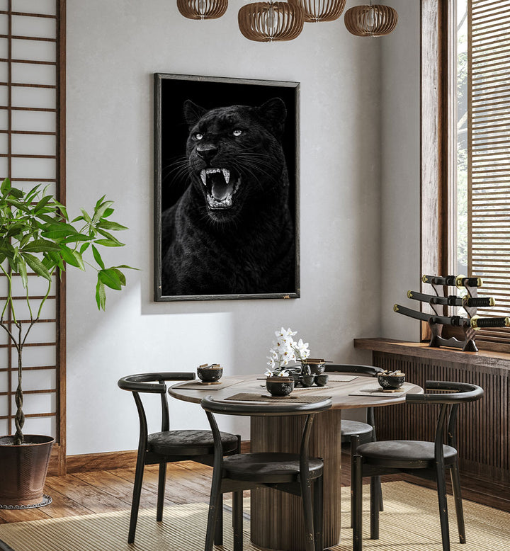 HYPER-REALISTIC LEOPARD