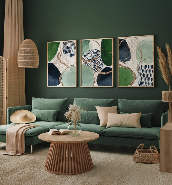 Transform your space with the INDIGO GREEN GLITTER SET, SET OF 3 PAINTINGS, featuring vibrant colors and stunning sparkle.