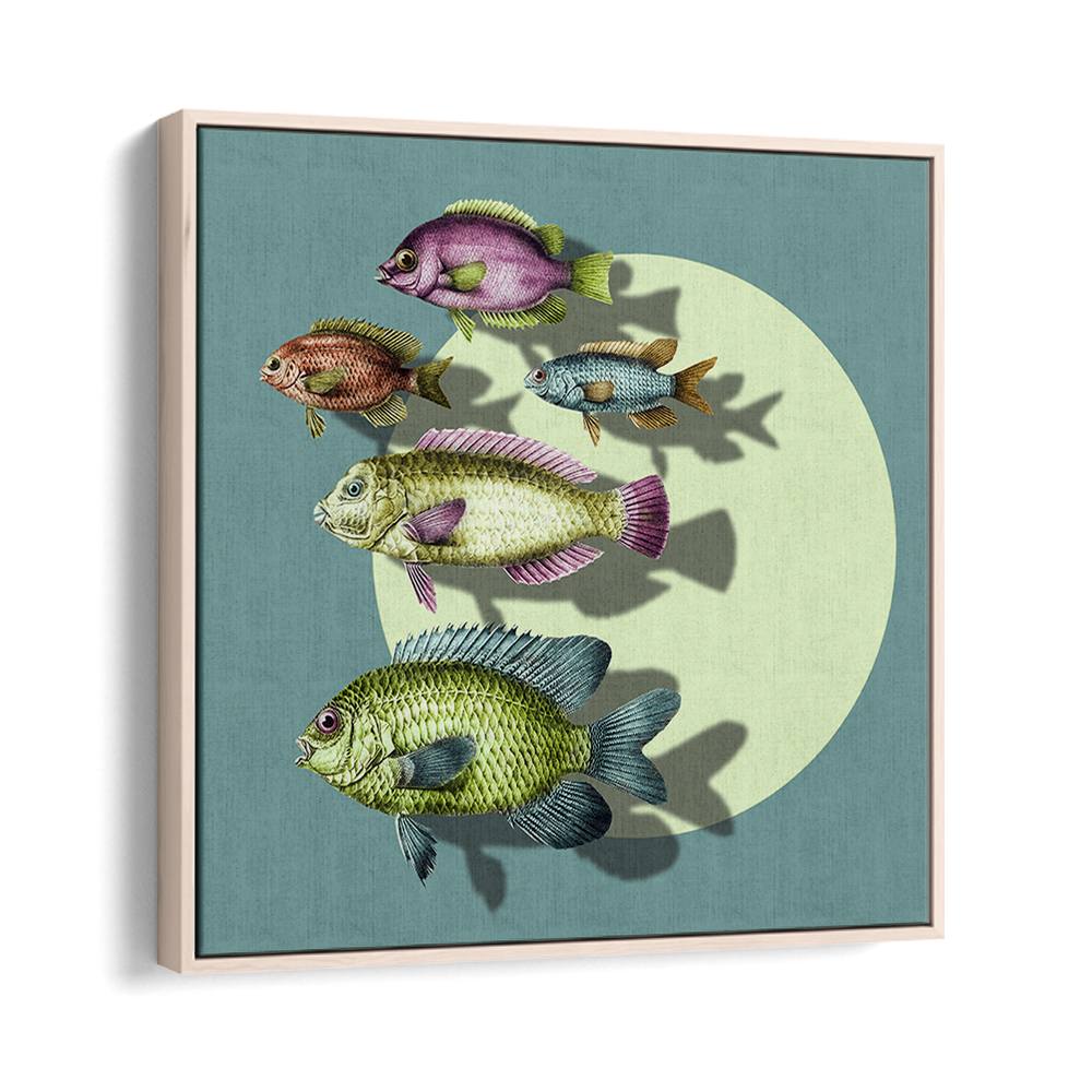 VIBRANT SWIMMING FISH