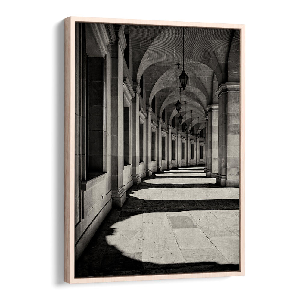 CURVED CORRIDOR