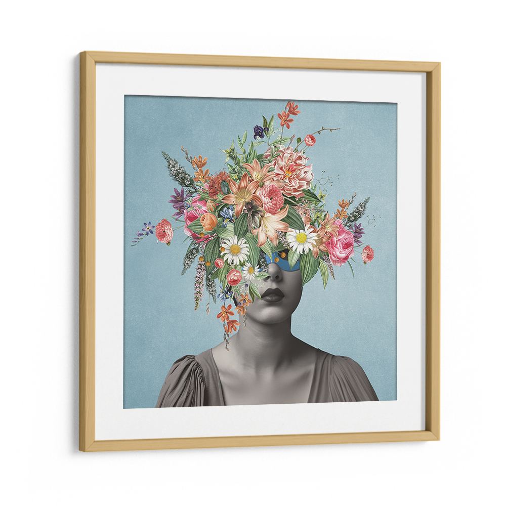 DREAMY FLORAL WOMAN