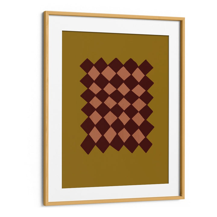 EARTHY DIAMOND PATTERN
