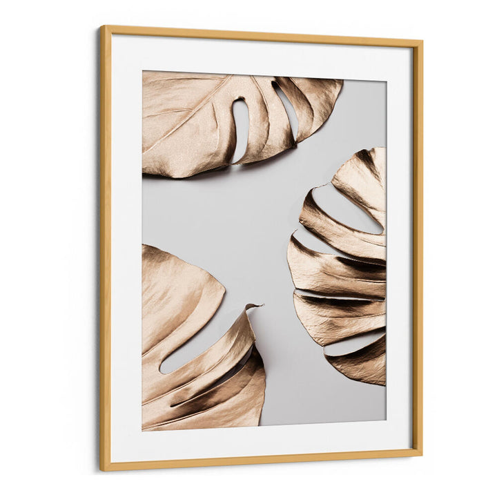 Stylish MONSTERA GOLD I, FASHION POSTERS featuring chic gold leaf designs, perfect for elevating your decor.