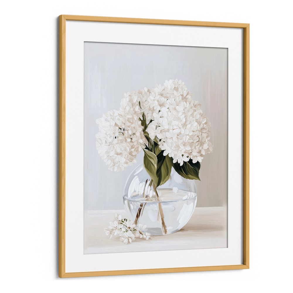WHITE HYDRANGEAS VASE