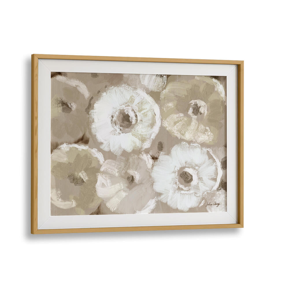 ALL OVER WHITE FLOWERS