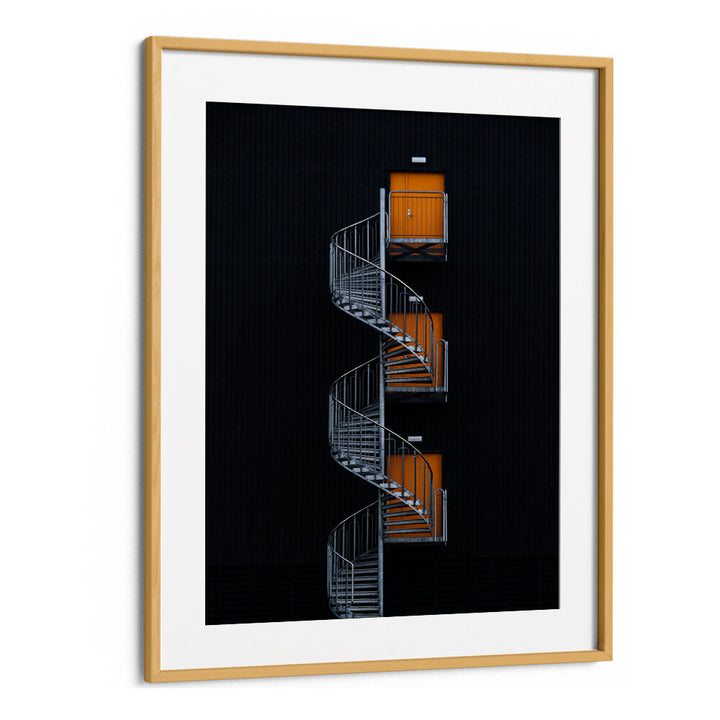 SPIRAL STAIRCASE XB