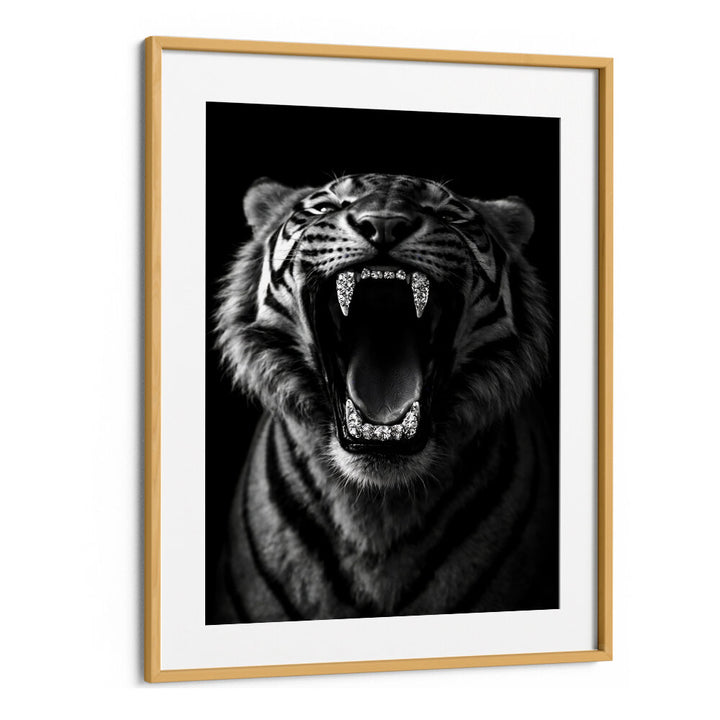 HYPER-REALISTIC TIGER