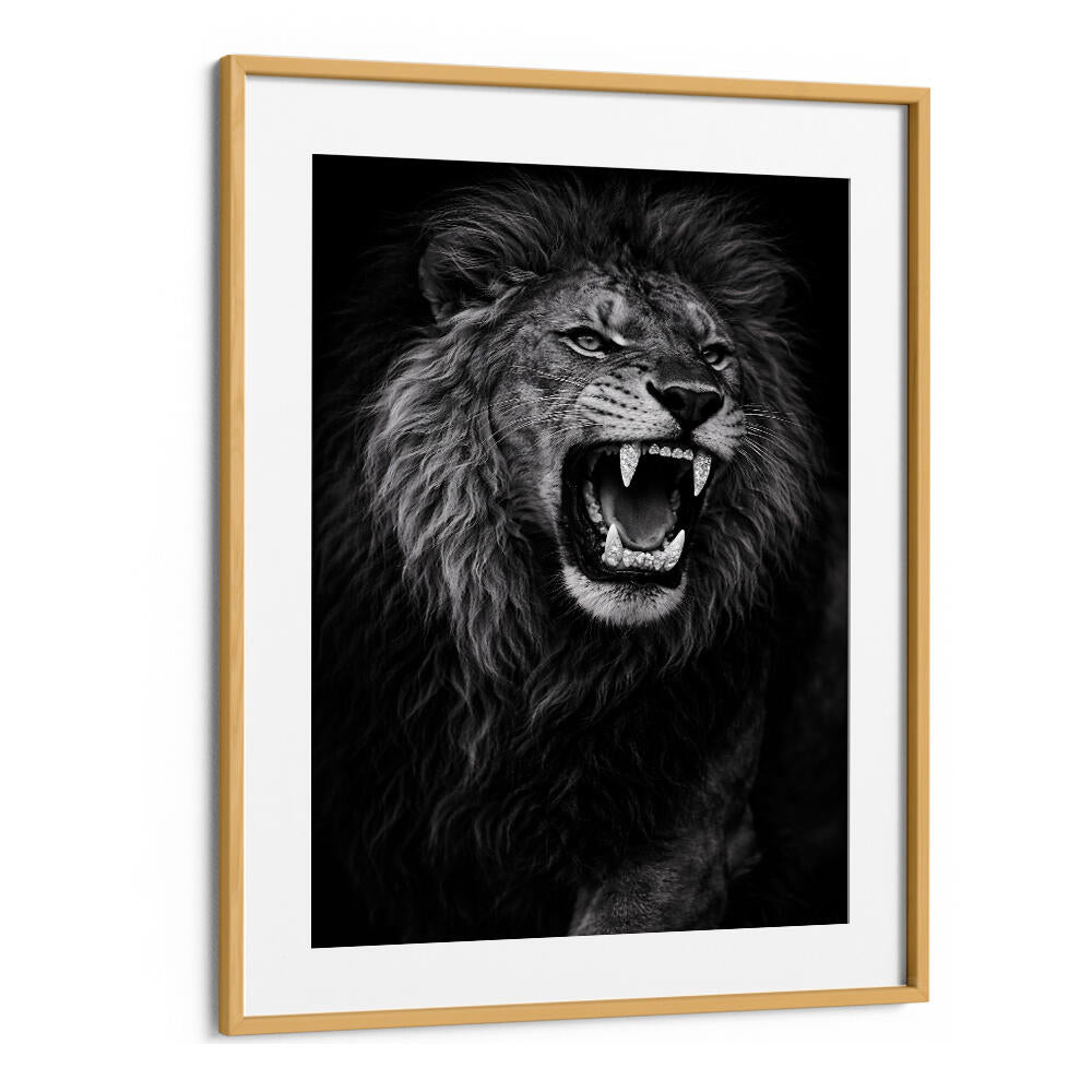 ROARING LION