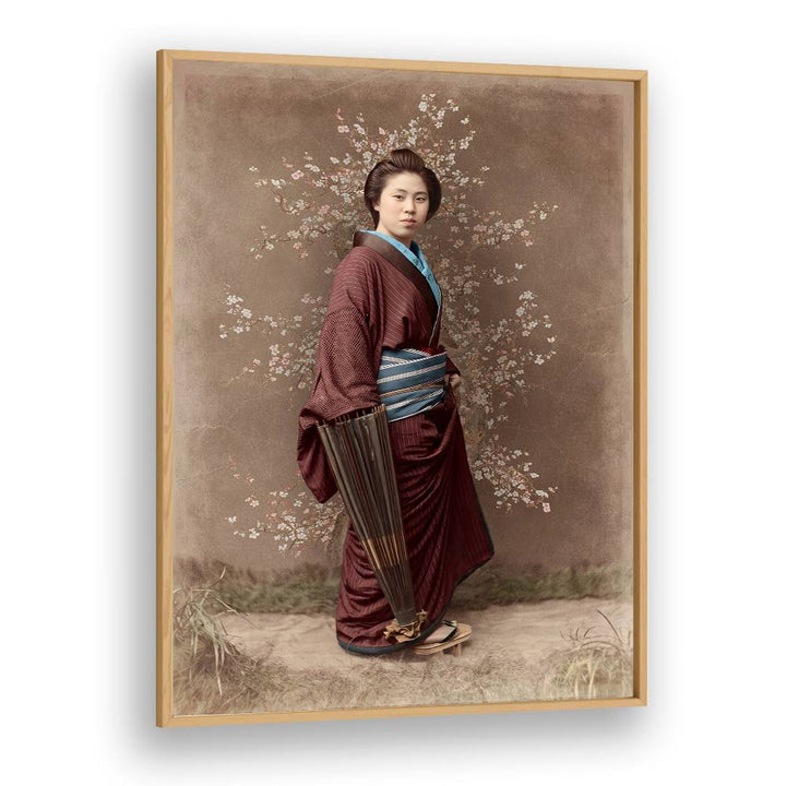 KIMONO WOMAN CHERRY BLOSSOMS