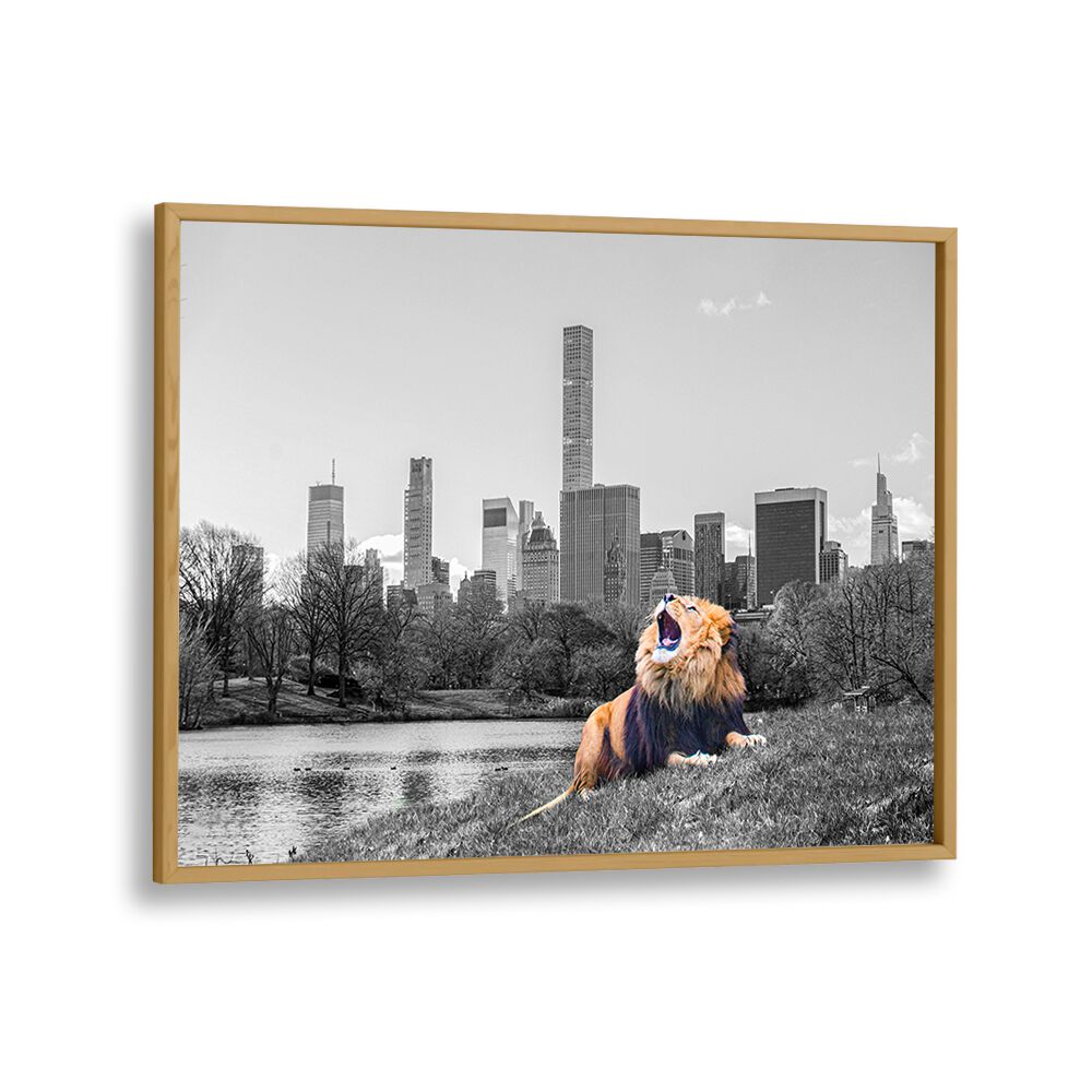 Vibrant NEW YORK ROAR, ANIMAL PAINTINGS showcase a lion against a stunning NYC skyline backdrop. Perfect for city lovers!