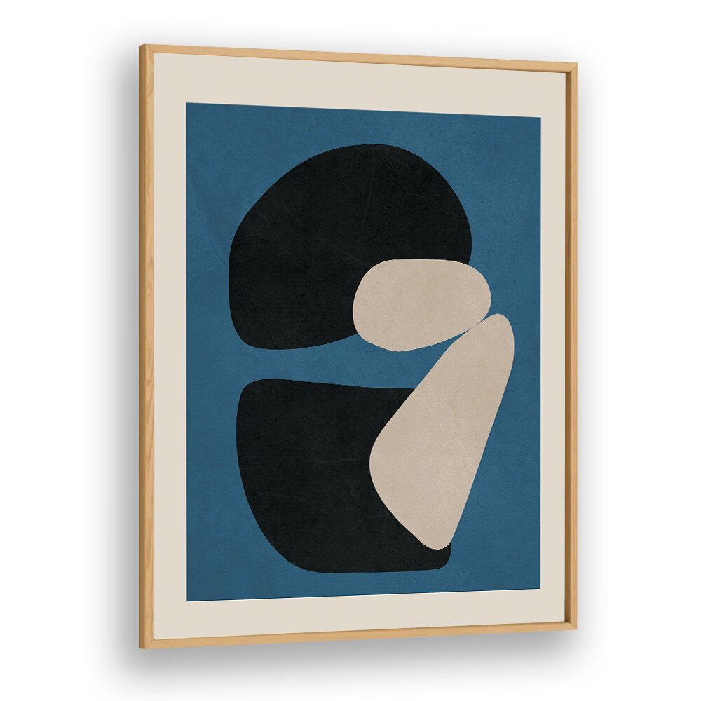 CONTRASTING SHAPES