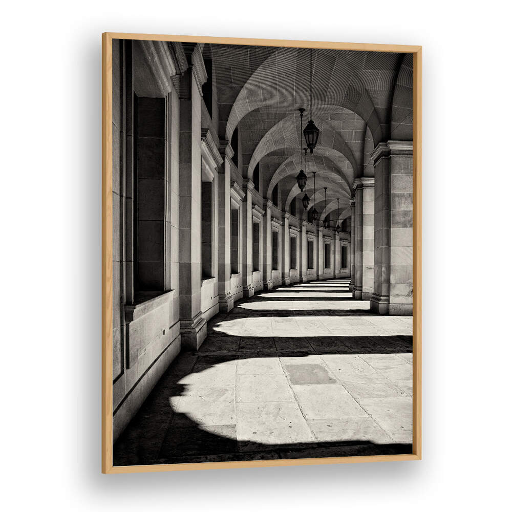 CURVED CORRIDOR