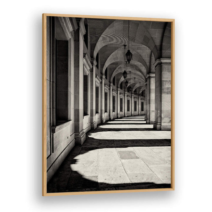 CURVED CORRIDOR