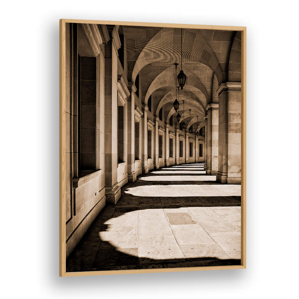 GOLDEN COLONADE